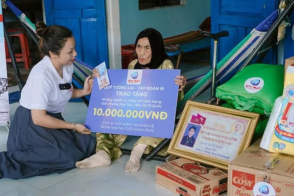 Đường dây nóng hỗ trợ cờ bạc